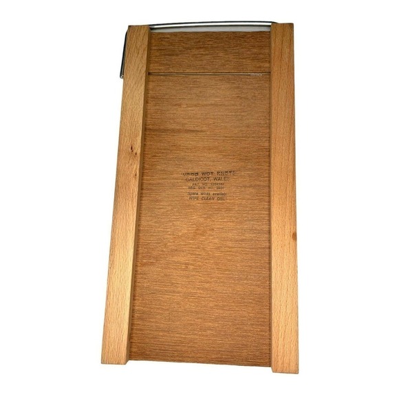 Wood Wot Knots Kitchen Vintage 7s Wood Wot Knots Tile Cheese Board